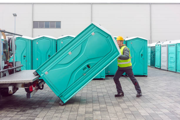 Best Portable toilet rental cost  in Highland Park, MI