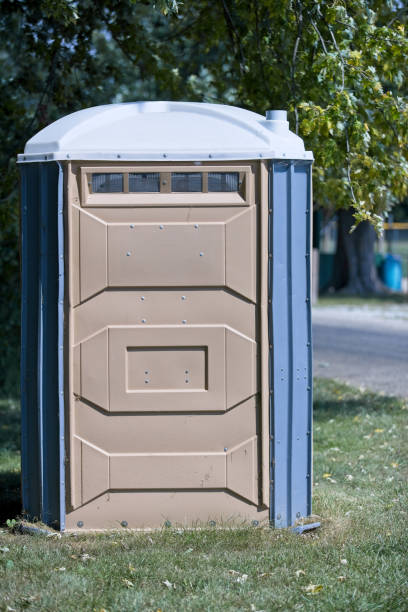 Best Portable bathroom rental  in Highland Park, MI